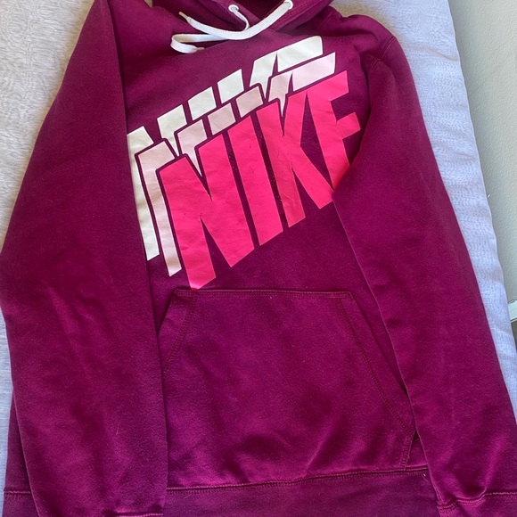 Nike hoodie - Picture 2 of 3